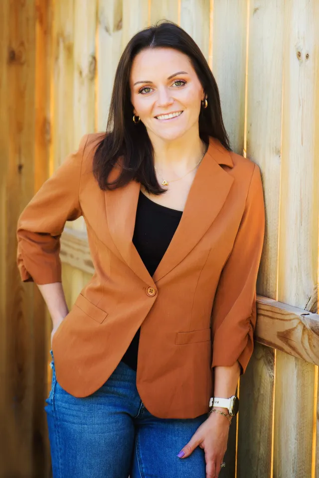 Portrait of Derrin Dovel, REALTOR®